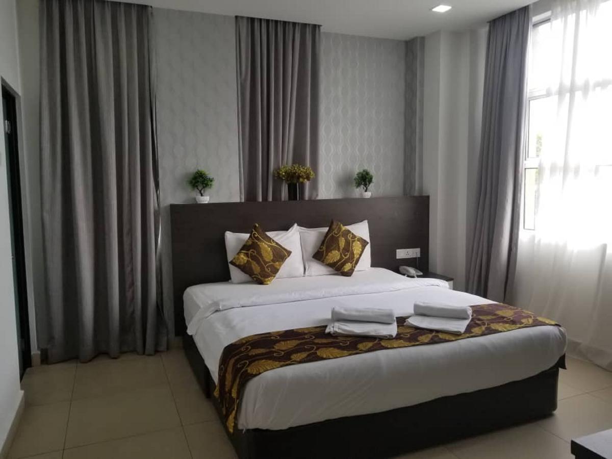 D'Metro Hotel Shah Alam Exterior photo