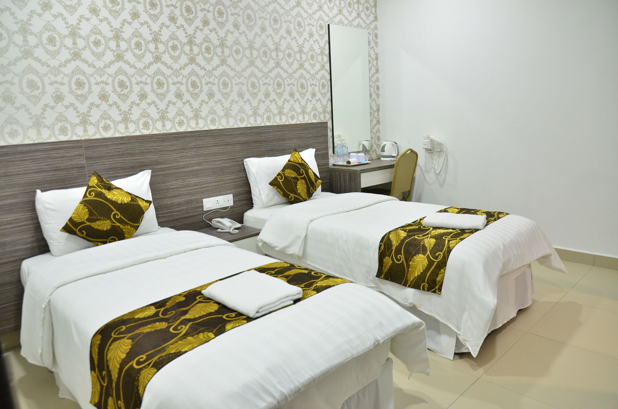 D'Metro Hotel Shah Alam Exterior photo