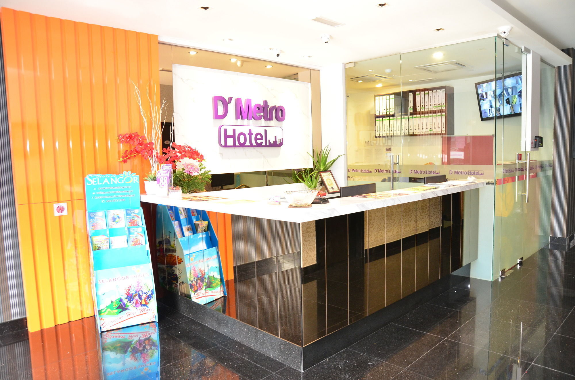 D'Metro Hotel Shah Alam Exterior photo
